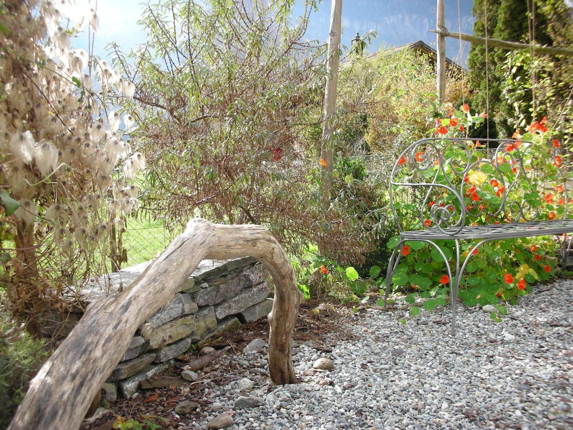 Dunkel Blaue Maus Bed & Breakfast Meiringen Exterior photo